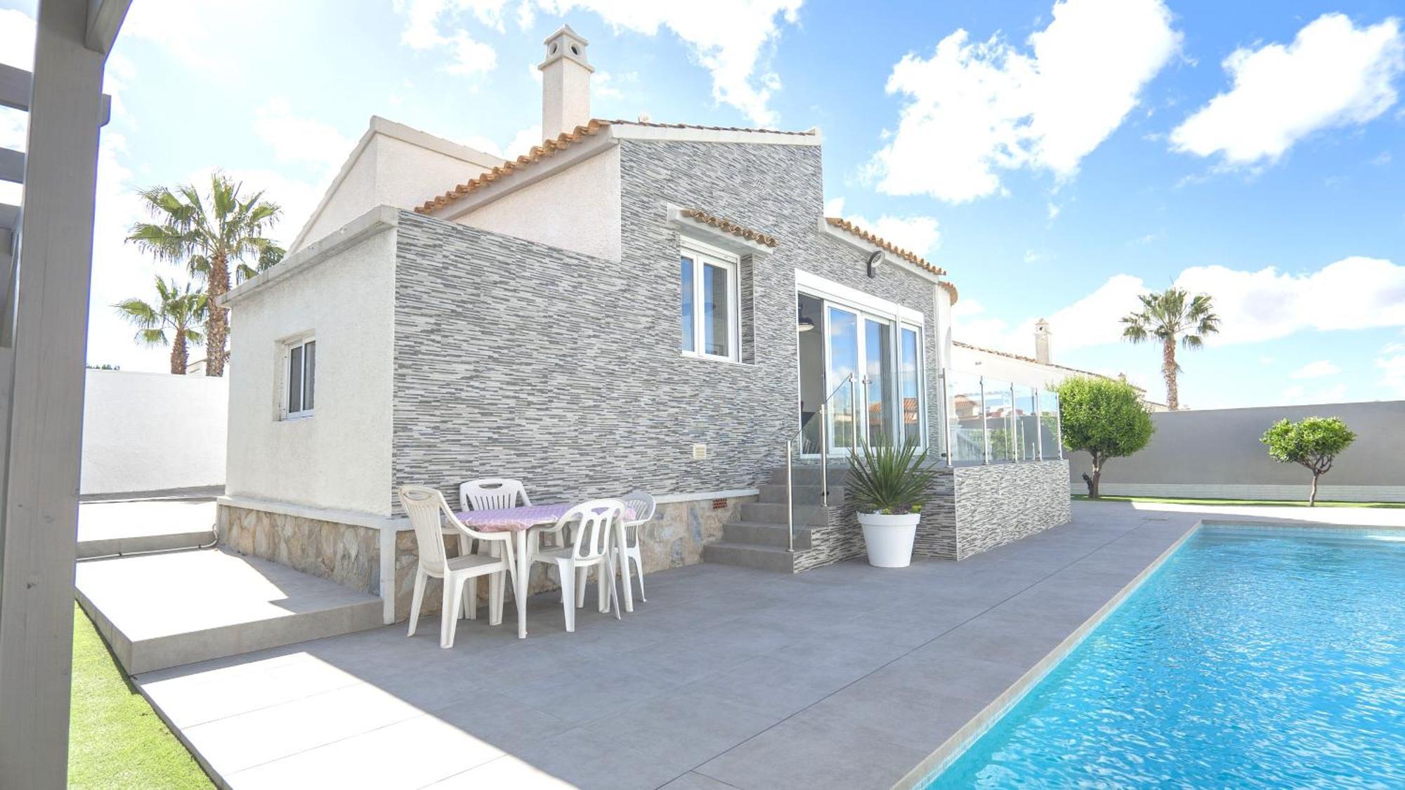 Modern Detached 4 Bed 3 Bath Villa With Private Pool Close To All Amenities Вильямартин Экстерьер фото